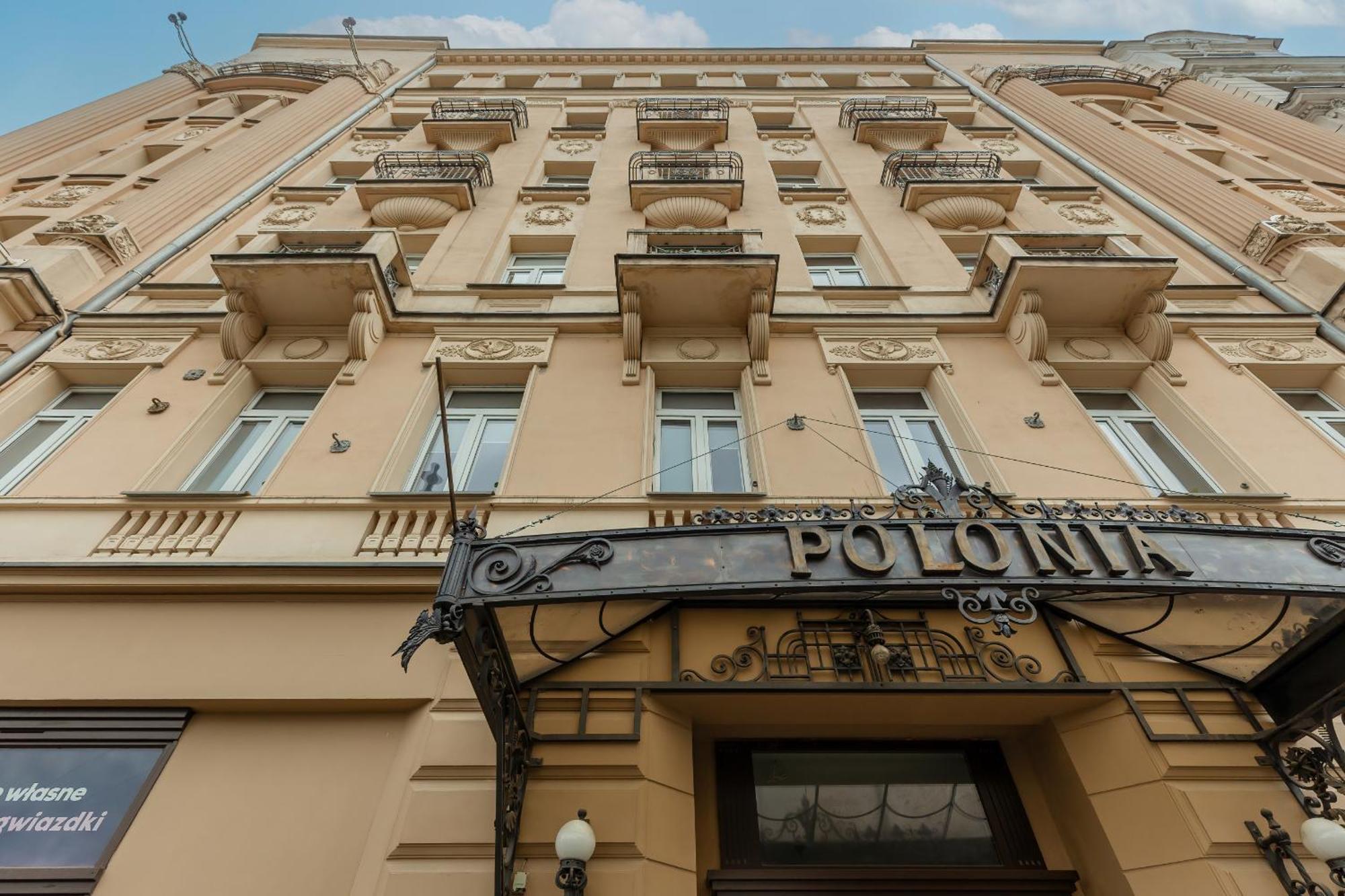 Polonia By Renters Apartment *
